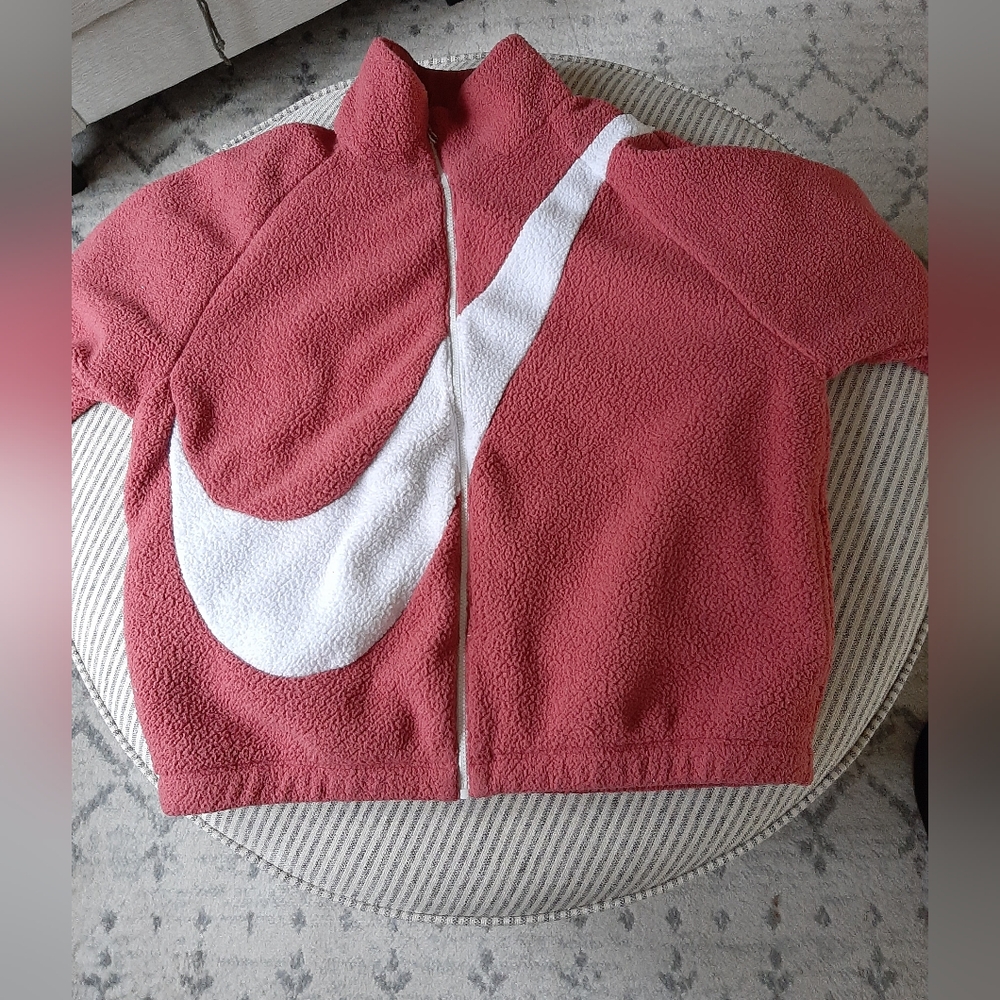 Nike reversible sherpa jacket 25 inches p2p